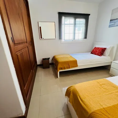 Casa Sheila, Ideal Familias * Tías