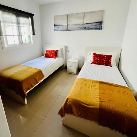 Casa Sheila, Ideal Familias Apartment Tías